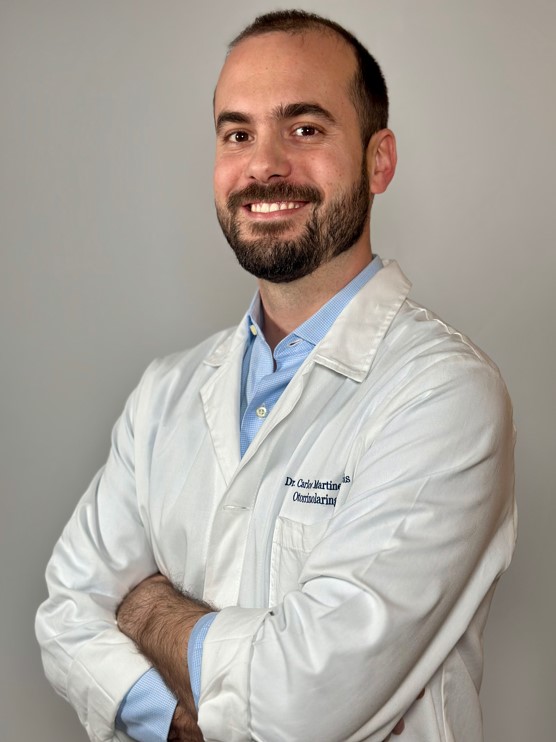 Dr. Carlos Martínez -arraras